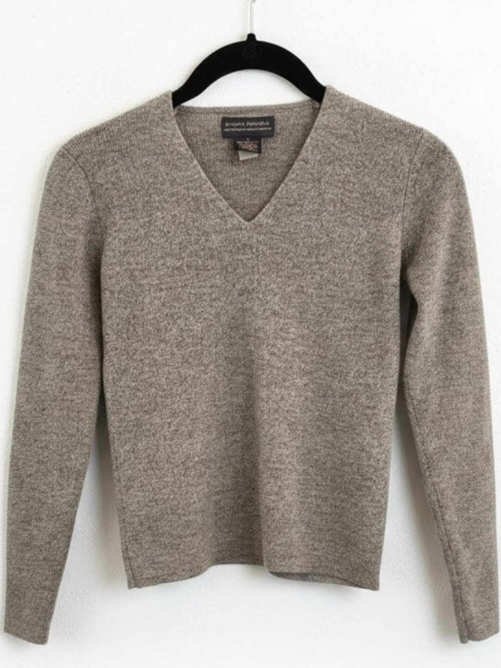 Banana Republic 100% Extra Fine Merino Wool Dainty V-Neck Sweater Small